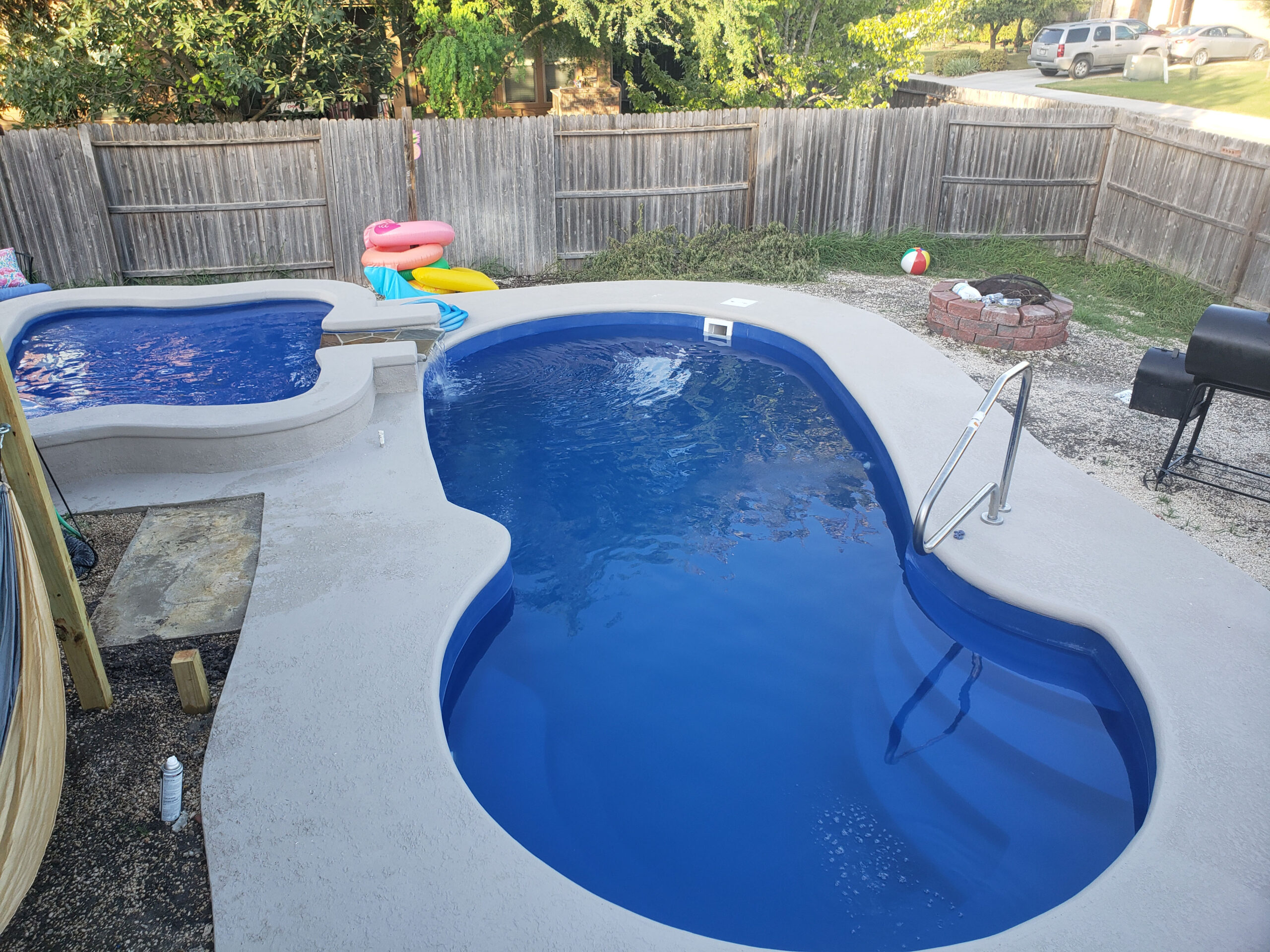 Lonestar Fiberglass Pool San Antonio Texas the builders of your private backyard Oasis and Staycation location without leaving town