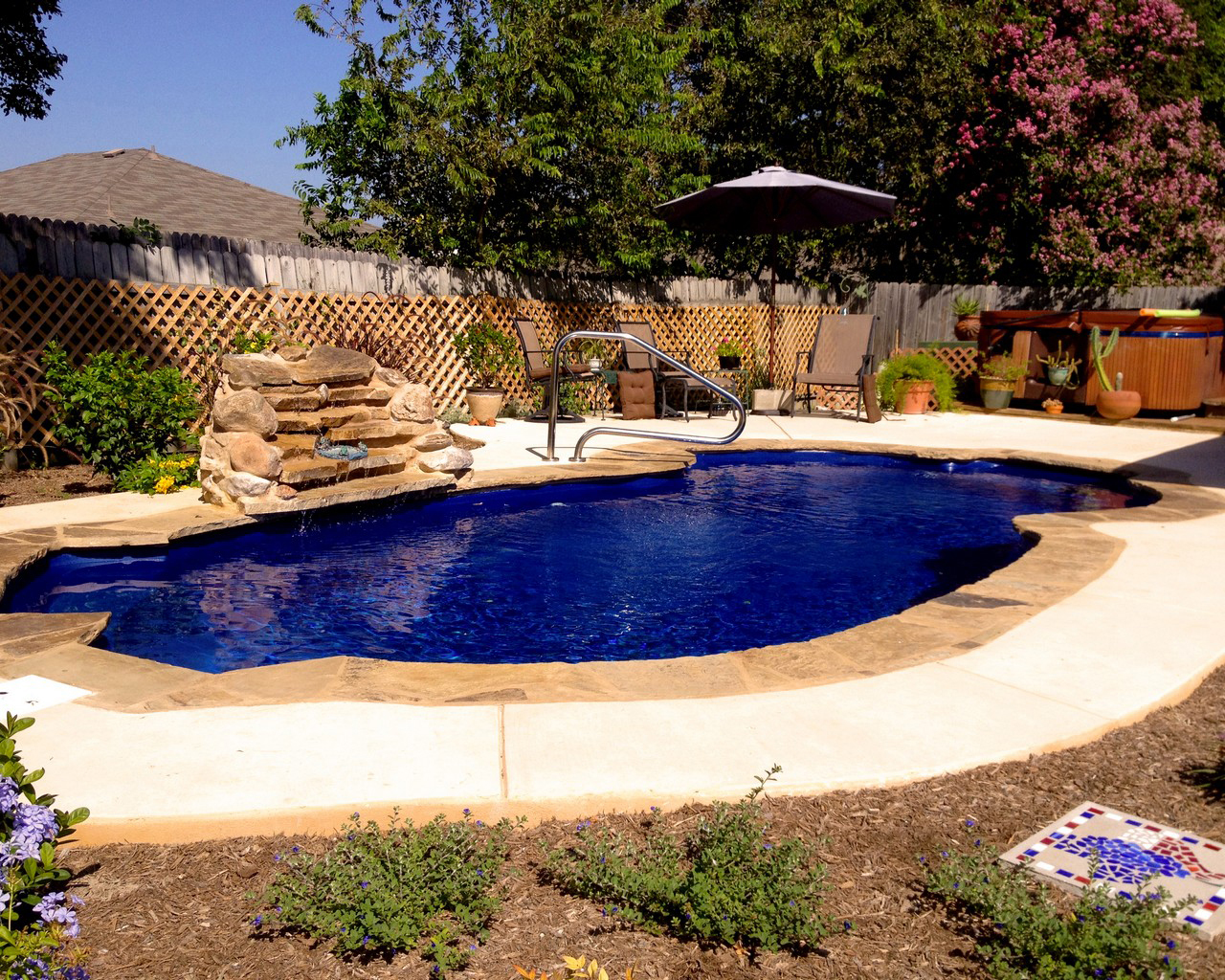 Lonestar Inground Fiberglass Pools Floresville Tx, your manufacturer for completing your private backyard Oasis staycation vacation dream